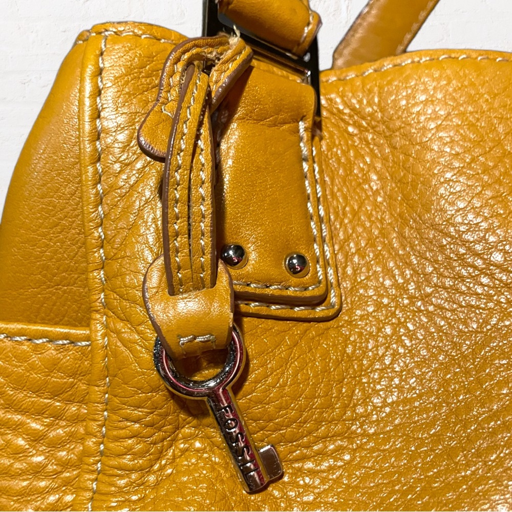 FOSSIL | Genuine Pebbled Leather | Blackburn Satchel Handbag - Picture 6 of 15